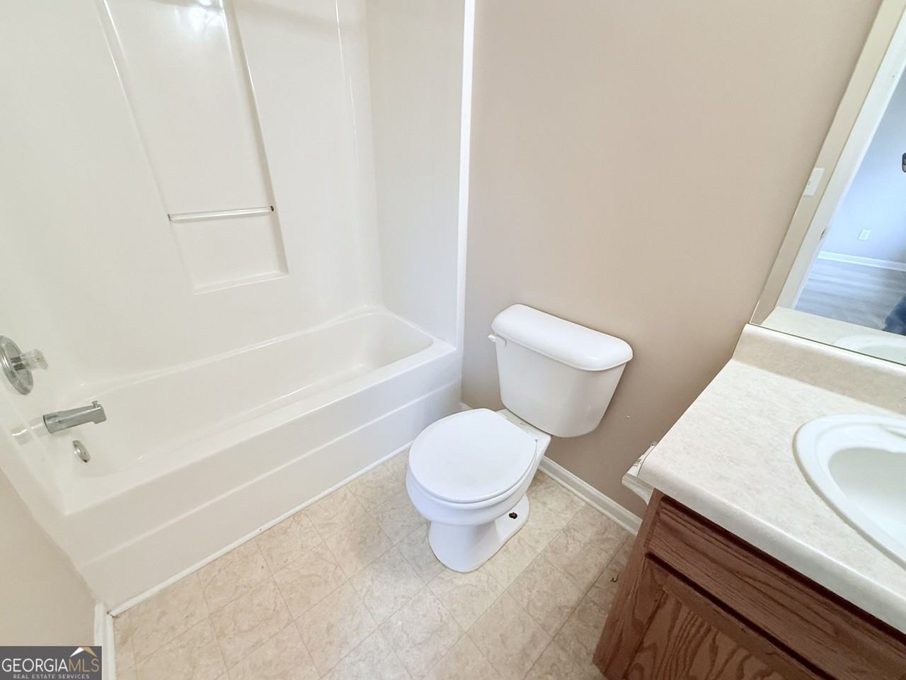 7234 April Ct - Photo 6 of 11