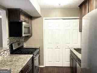 511 Park Ridge Cir - Photo 7 of 17
