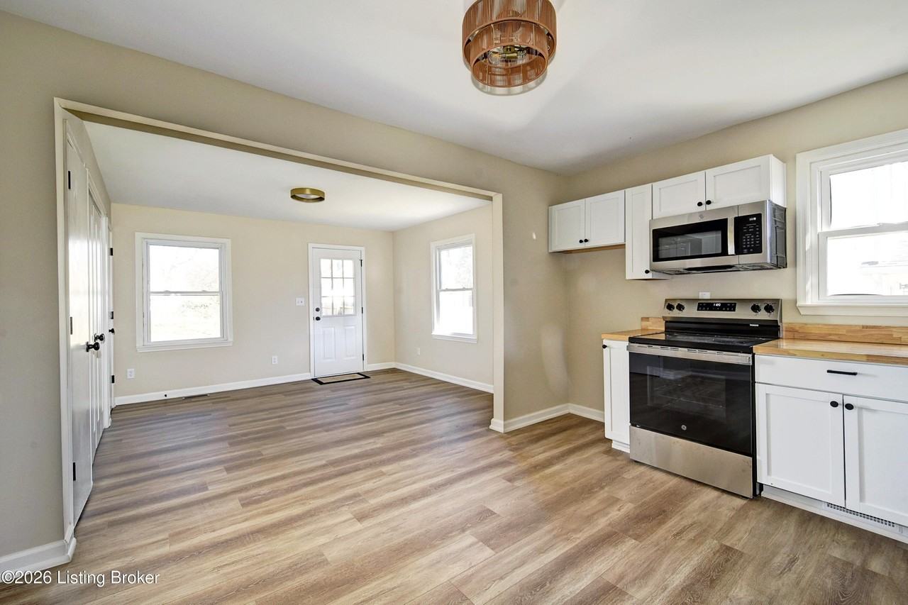 2731 Fleming Ave - Photo 5 of 26