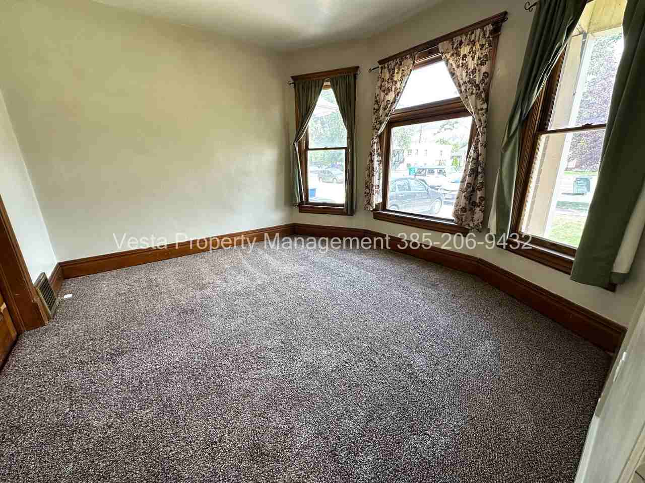 2223 Jefferson Ave #1 - Photo 3 of 17