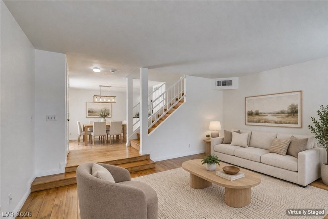 2838 Dawn Crossing Dr - Photo 3 of 47