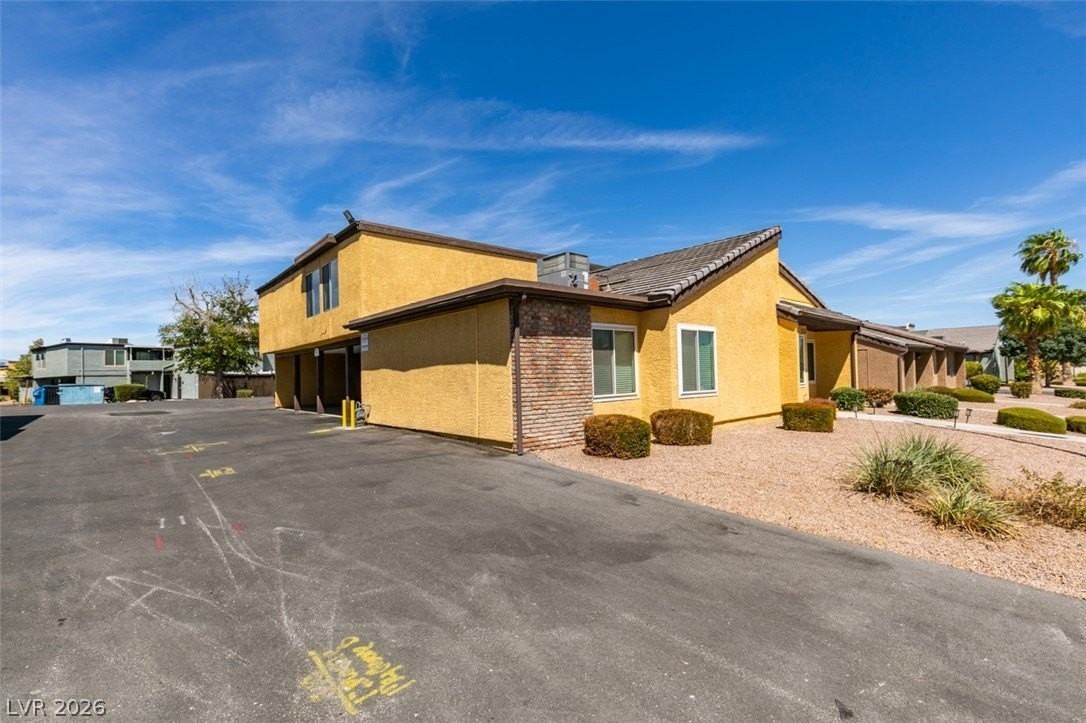 1404 Santa Anita Dr #D - Photo 2 of 43