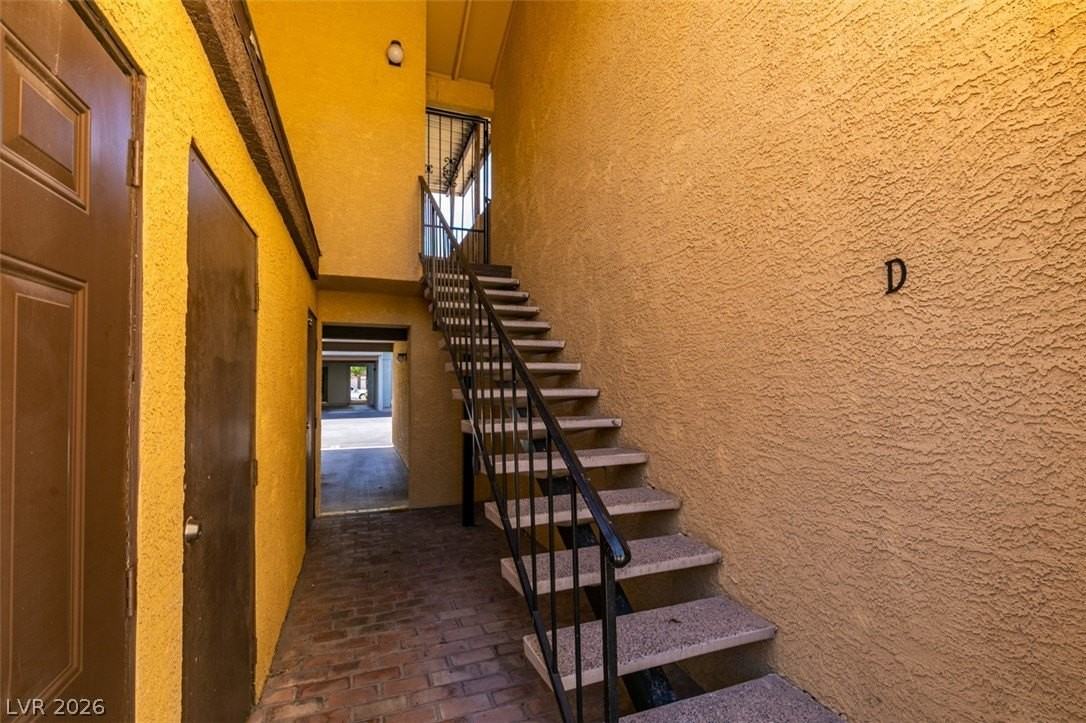 1404 Santa Anita Dr #D - Photo 6 of 43
