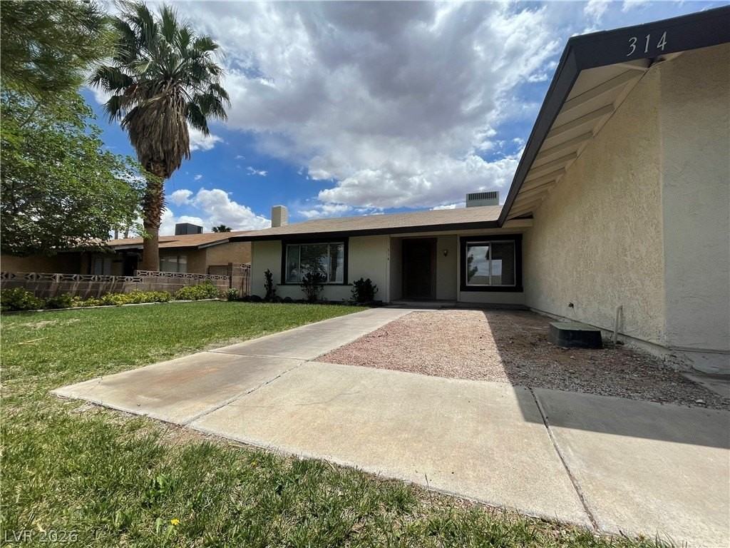 314 Tamarack Dr - Photo 2 of 27