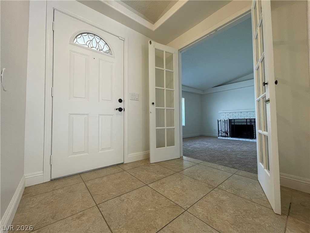 314 Tamarack Dr - Photo 3 of 27