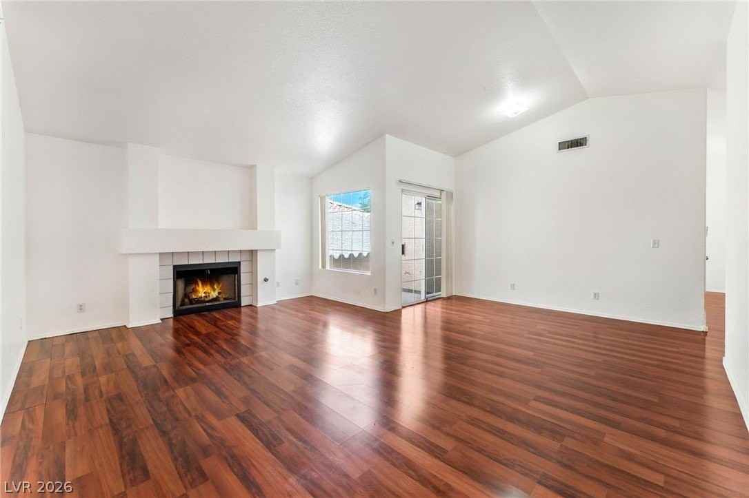 1401 Pacific Terrace Dr - Photo 5 of 25