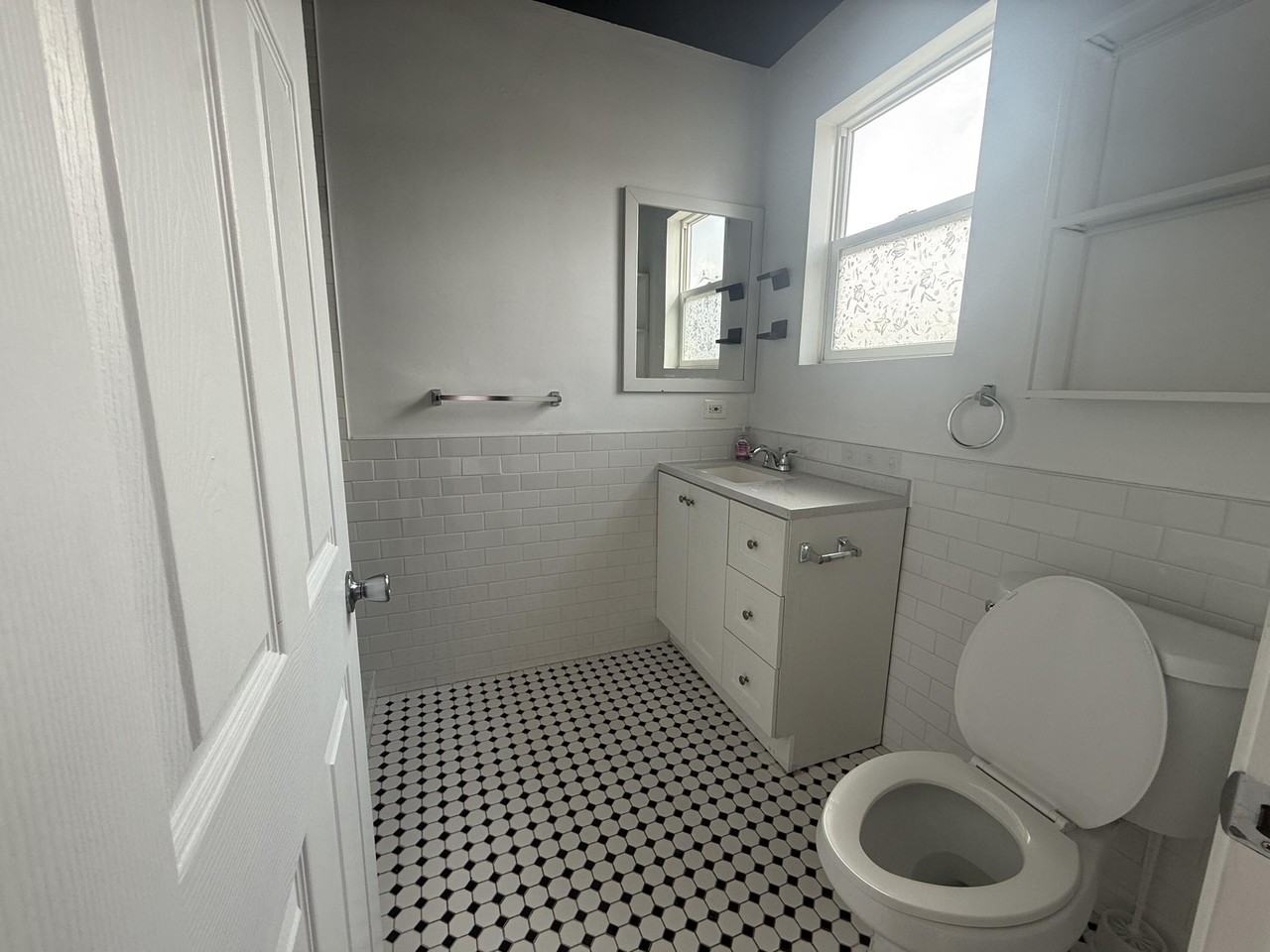 2600 Belmont St - Photo 6 of 7