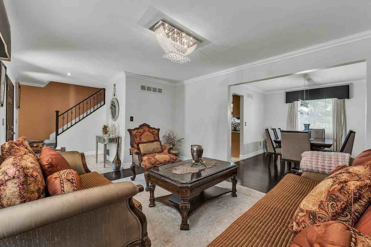 5555 Patterson Dr - Photo 6 of 50