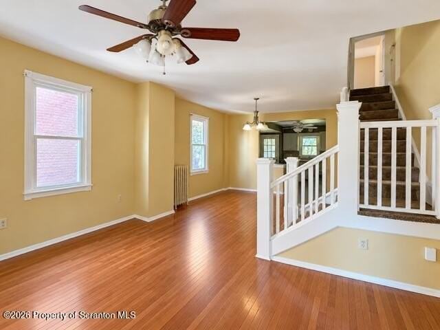 605 Deacon St - Photo 4 of 16