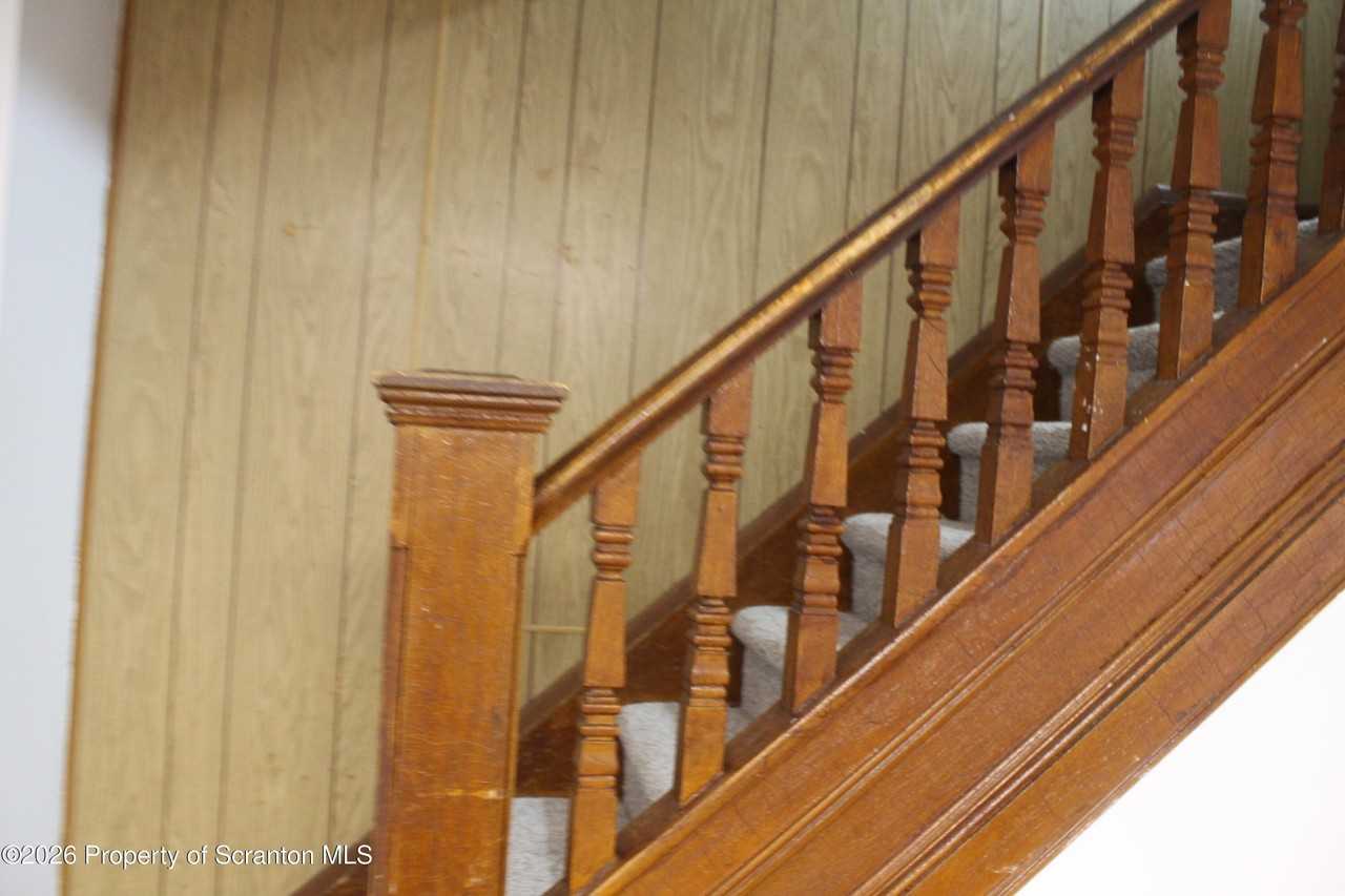 1346 Madison Ave - Photo 6 of 35