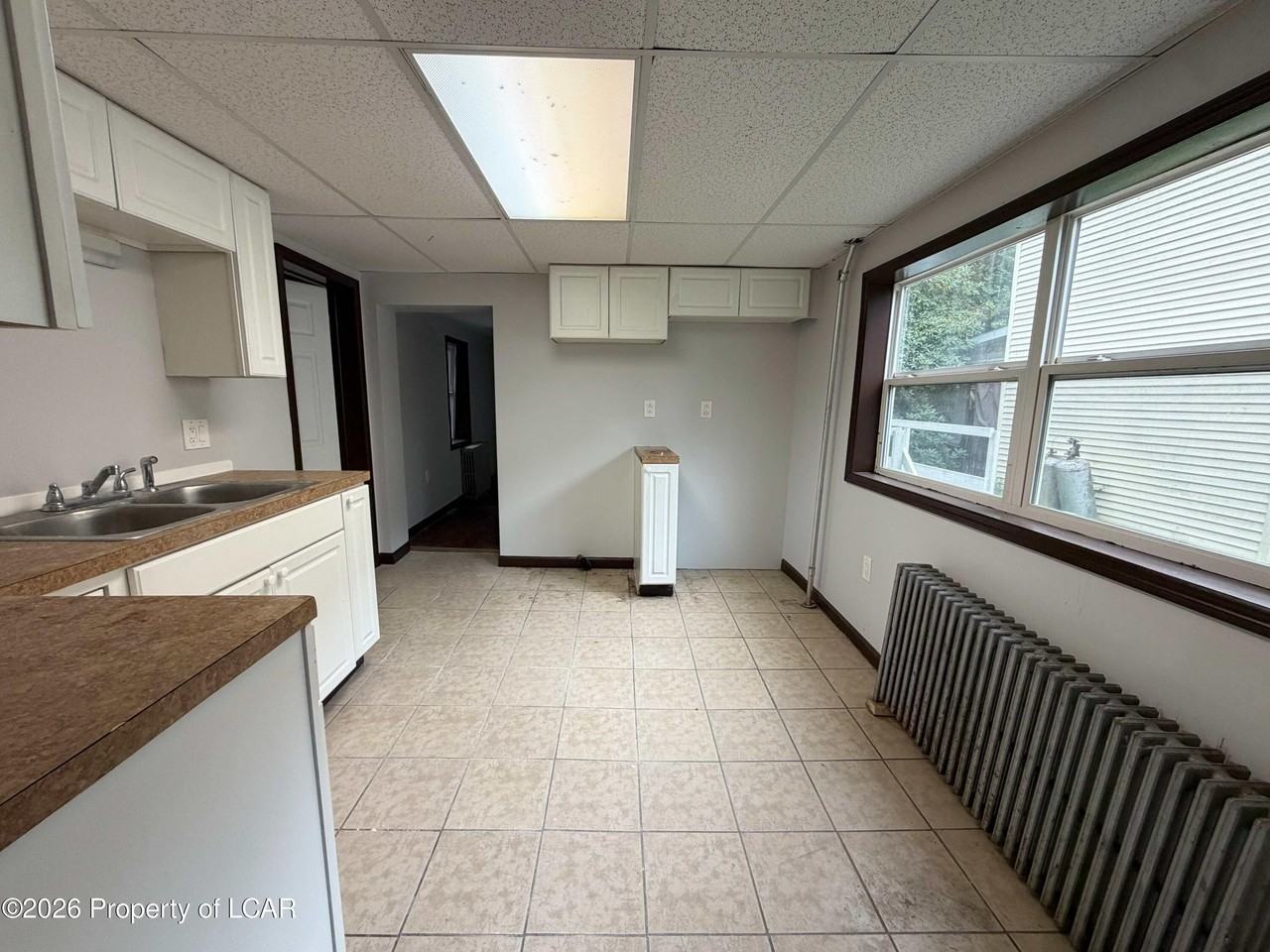 88 Powderly Street - Photo 7 of 11