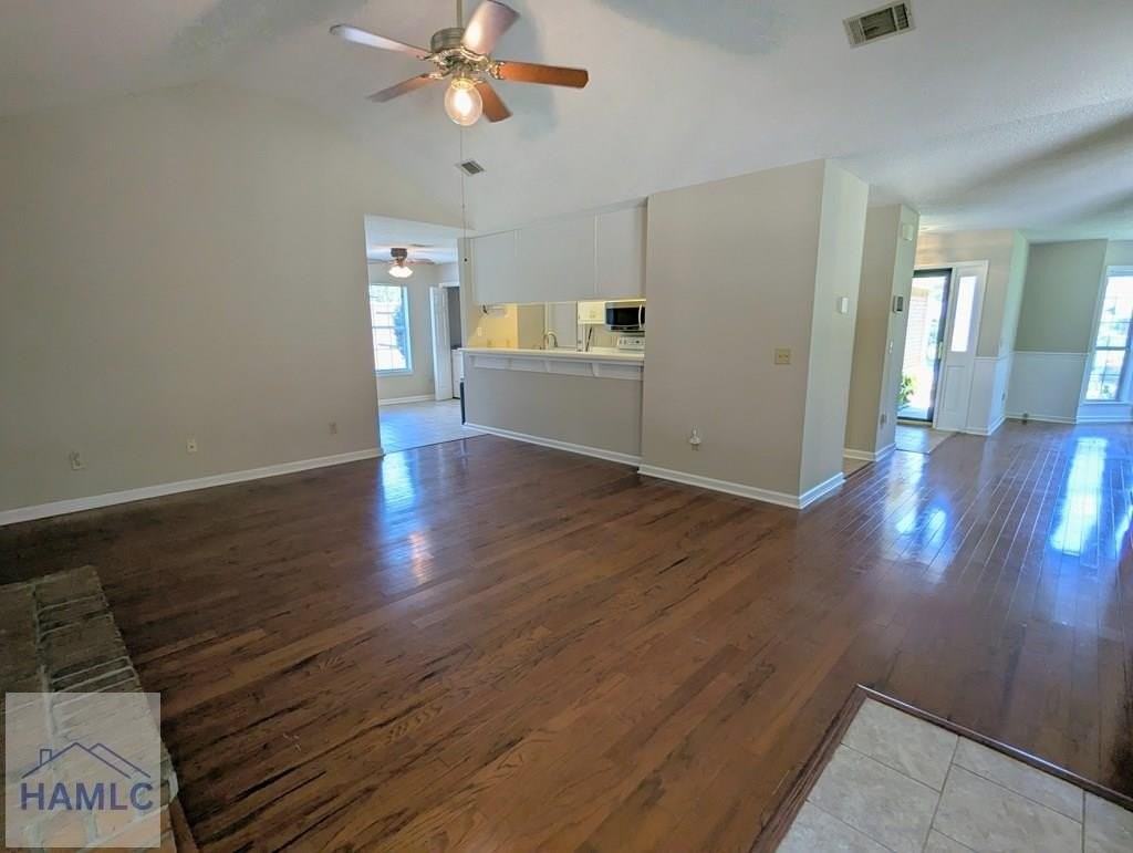 805 Winchester Rd - Photo 4 of 6