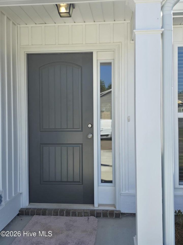 8047 Bannock Cir - Photo 2 of 20
