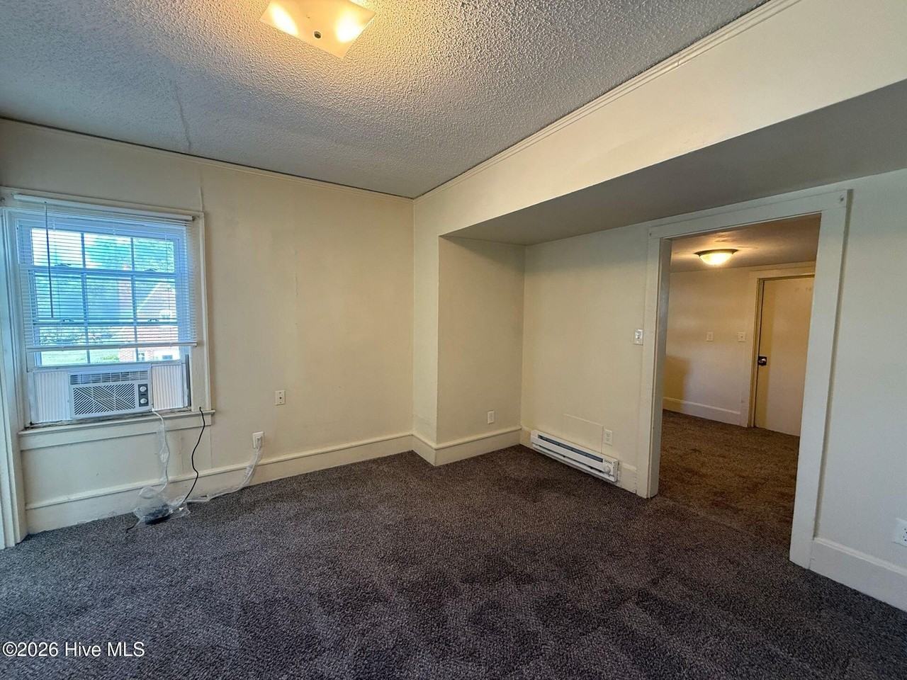 143 Chaney Ave #B - Photo 5 of 10