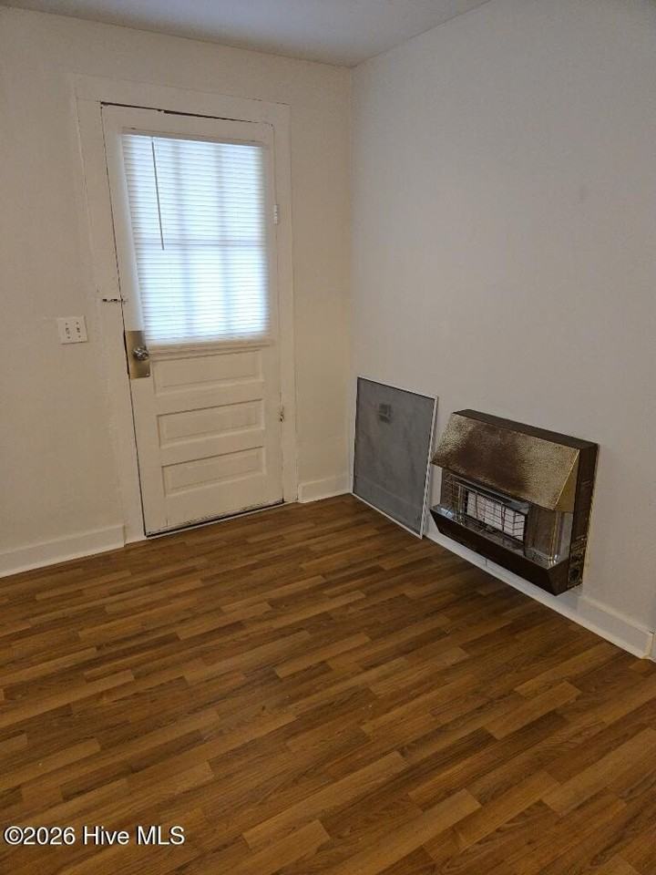 114 Tobie Mercer Ln - Photo 4 of 17