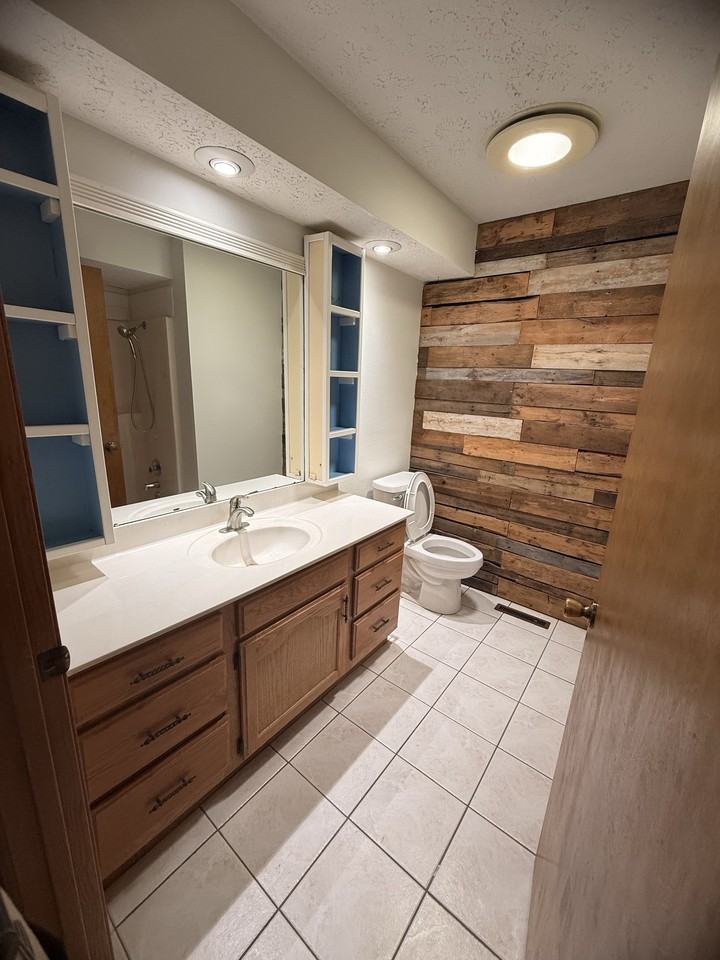 2584 W Village Ter #1 - Photo 3 of 12