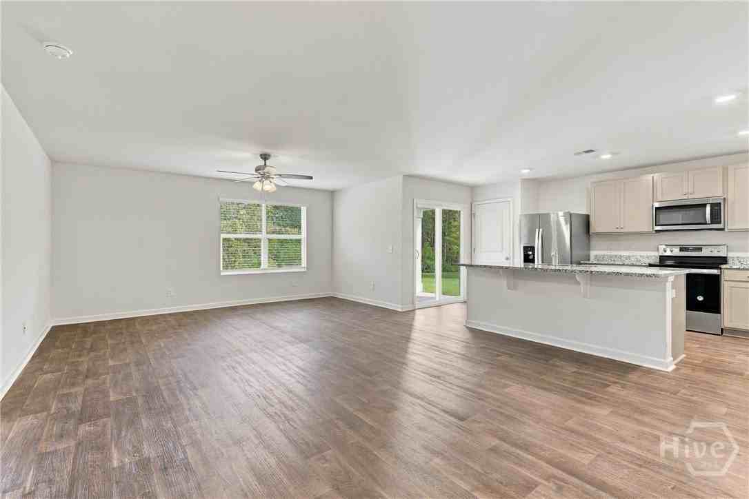 100 Cotton Bluff Ct - Photo 4 of 35