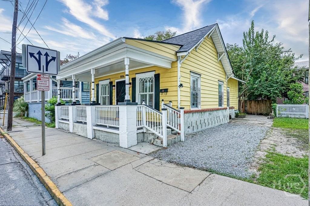 1106 E Broad St - Photo 3 of 34