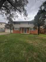 5432 32nd St - Photo 1 of 1