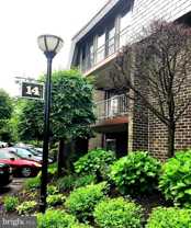 14 Stonehenge Cir - Photo 1 of 1