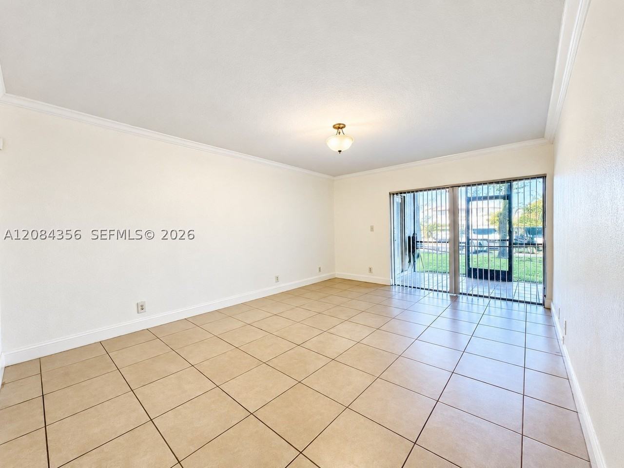 13707 Kendale Lakes Cir #109 - Photo 5 of 16