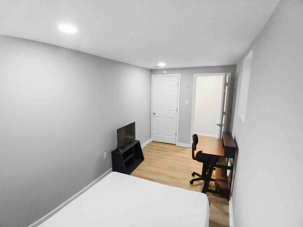 Bedford St - Photo 5 of 14