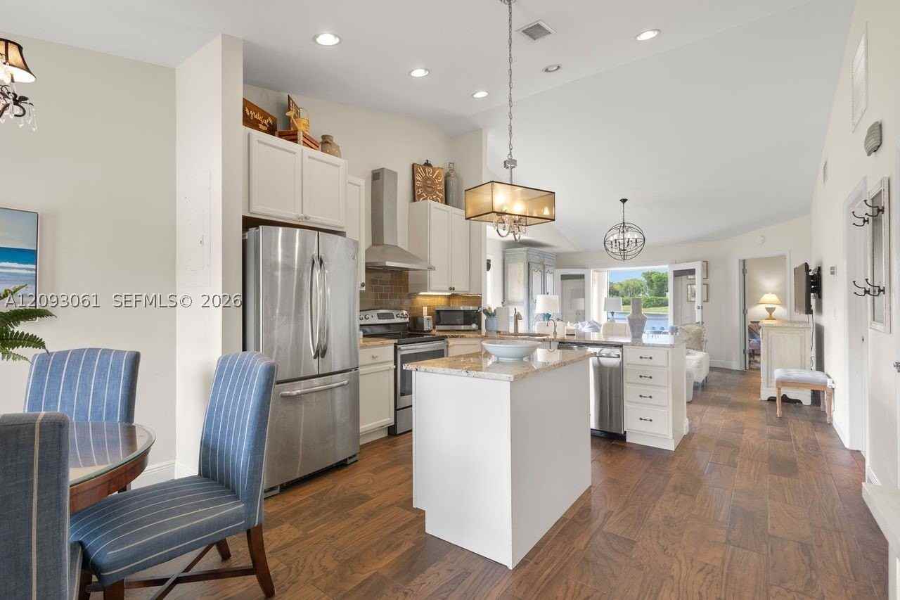 18551 Woodstream Dr #0 - Photo 5 of 27