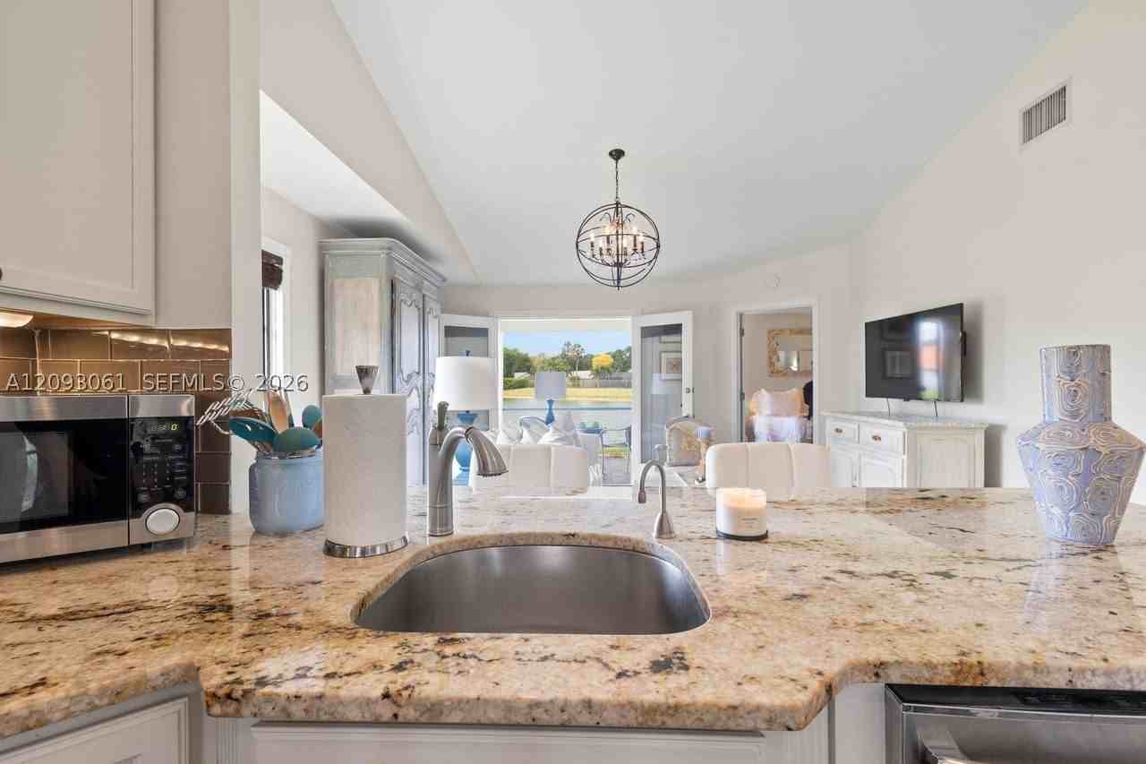 18551 Woodstream Dr #0 - Photo 6 of 27