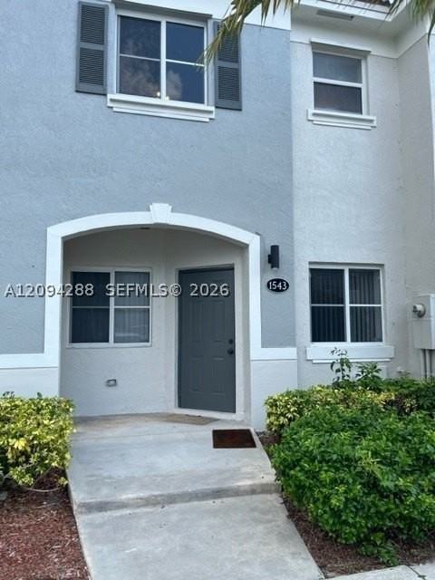 1543 Se 31st Ct - Photo 3 of 12