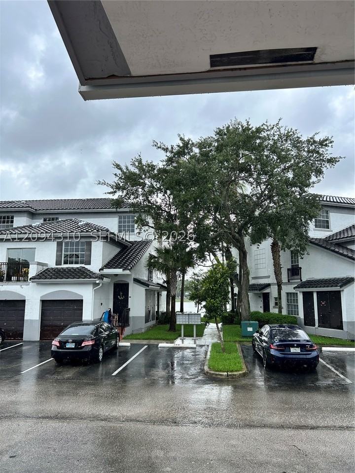721 Sw 148th Ave #309 - Photo 6 of 43
