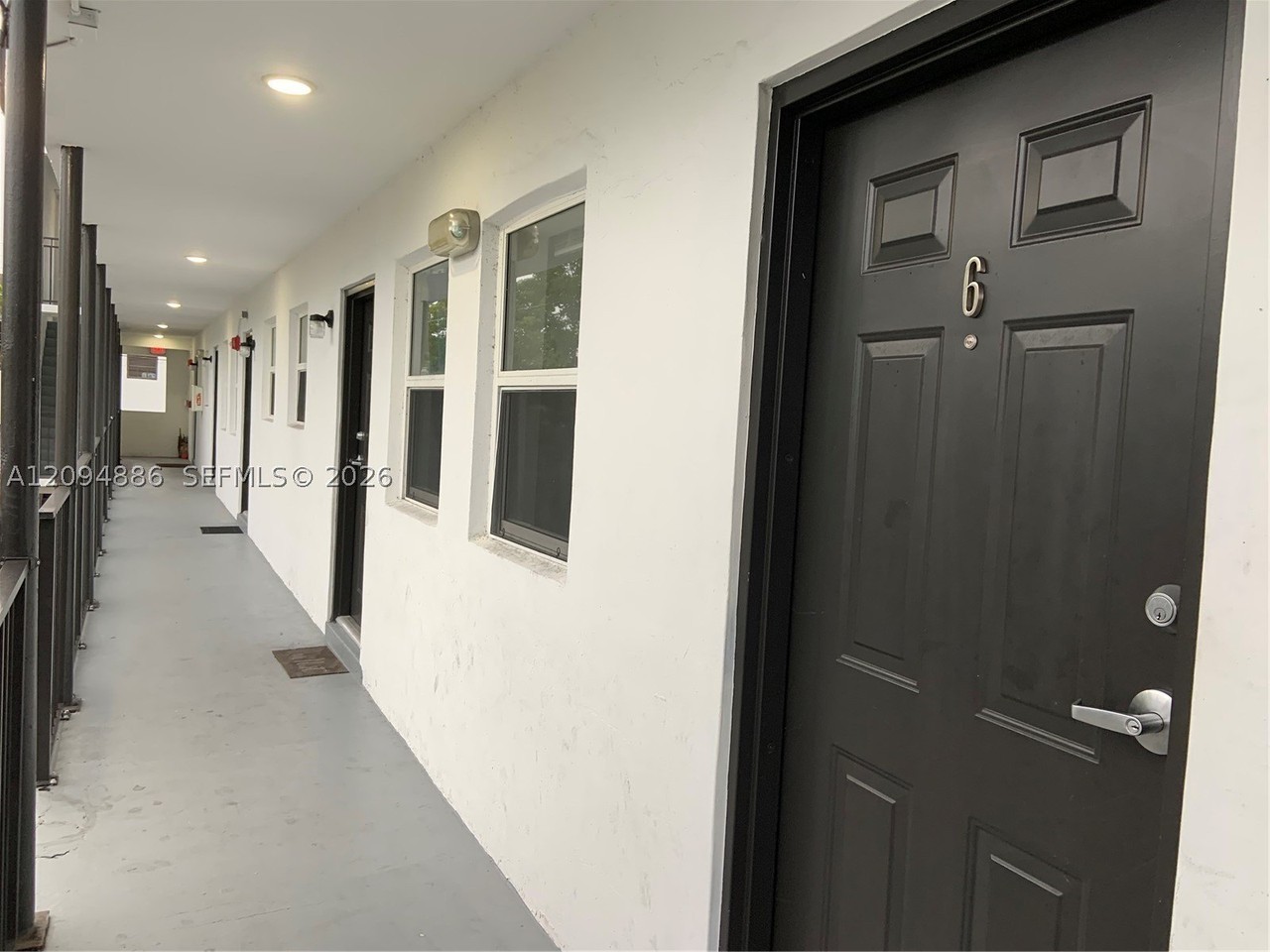 1130 Nw 62nd St #13 - Photo 4 of 8
