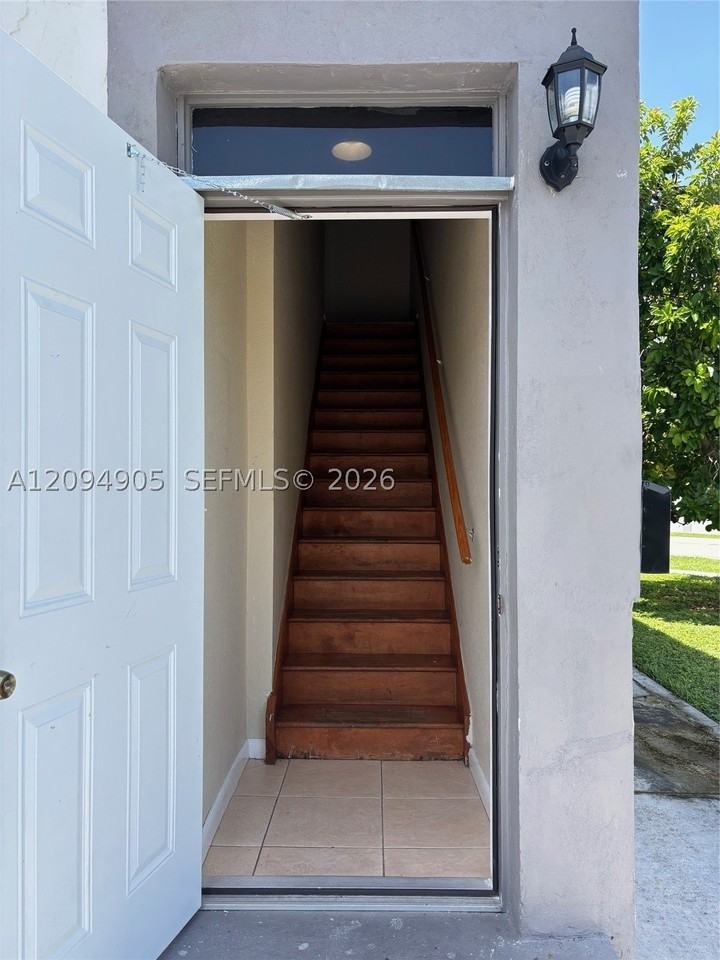 219 W Dixie Hwy #B - Photo 5 of 14