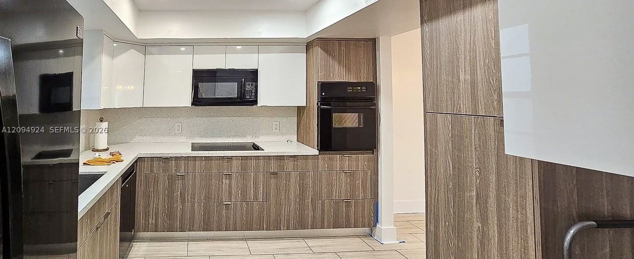 13411 Sw 113th Ter - Photo 4 of 27