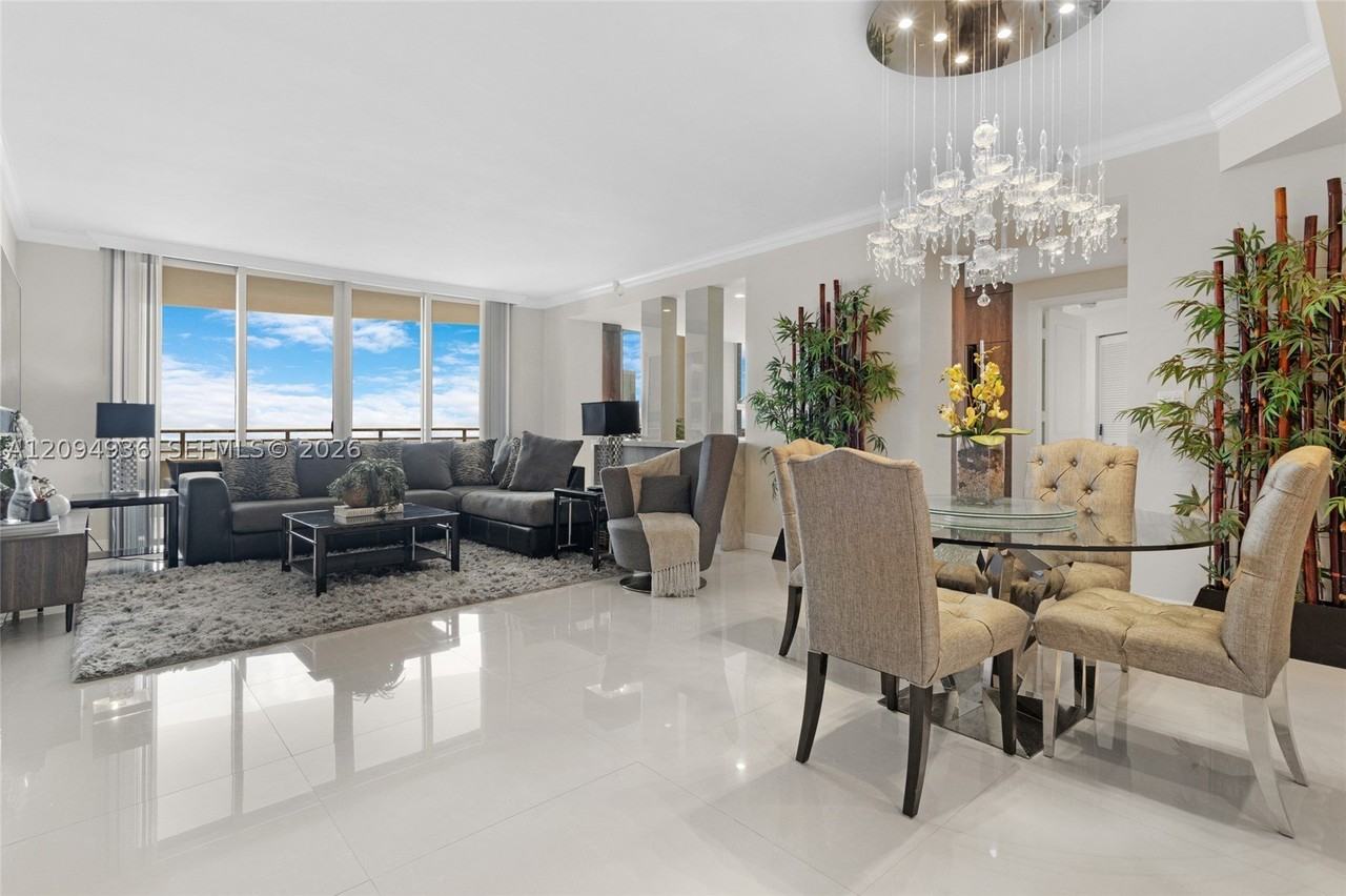 848 Brickell Key Dr #3905 - Photo 2 of 48