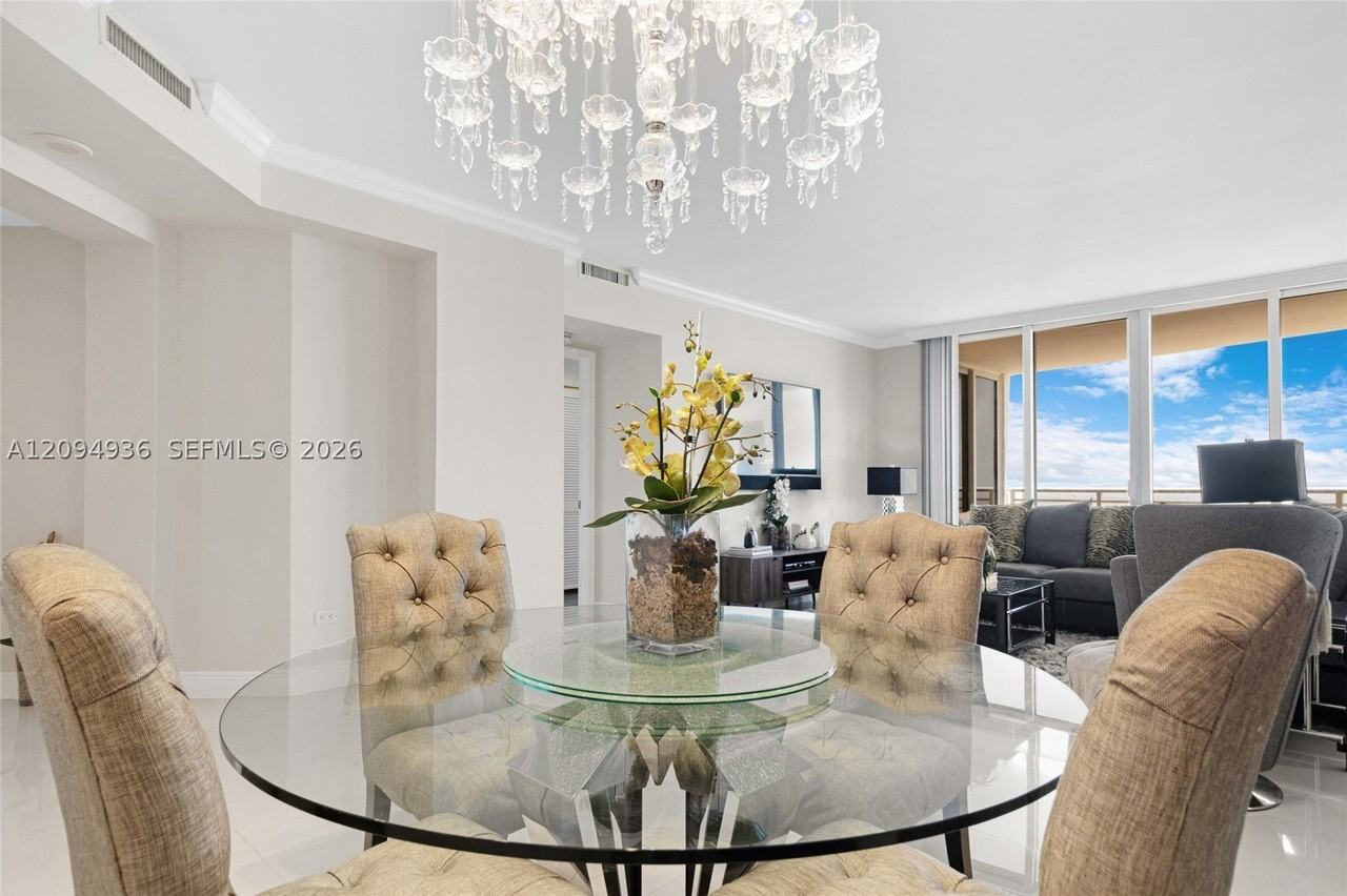 848 Brickell Key Dr #3905 - Photo 7 of 48
