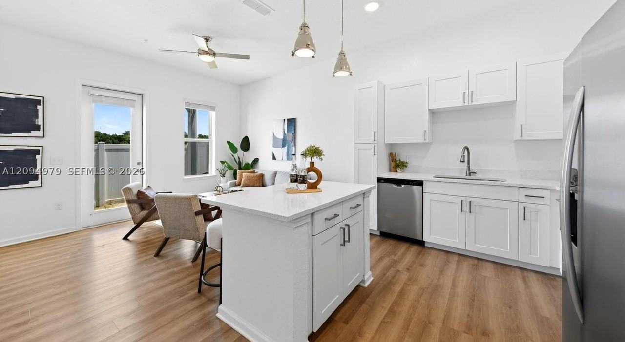 13583 SW Chula Vista Drive #THA2 - Photo 3 of 21