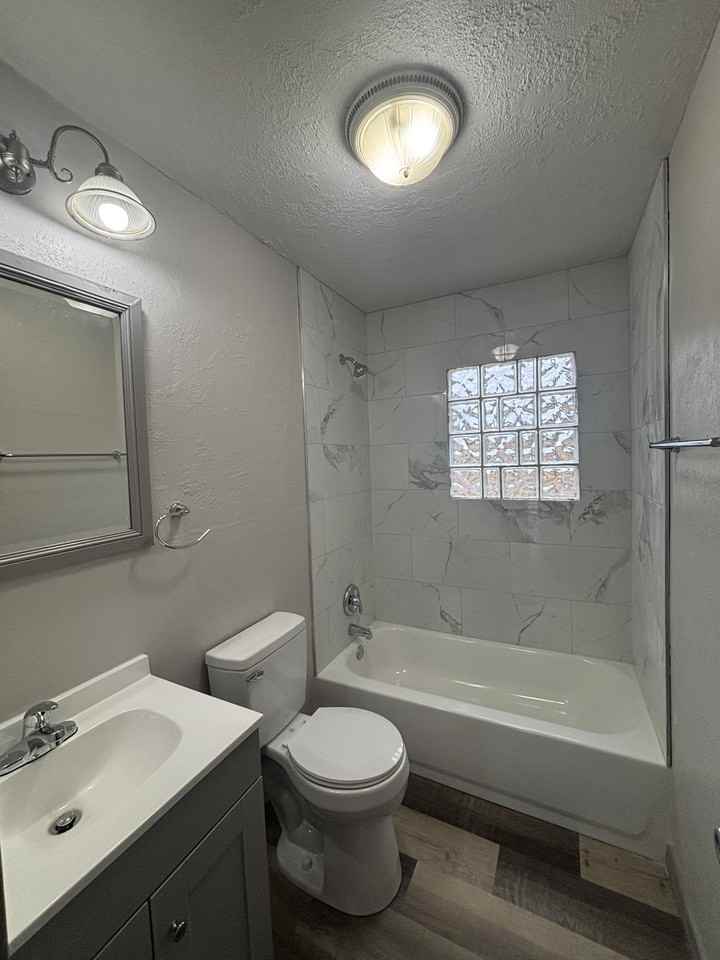 310 Monroney Dr #1 - Photo 4 of 8