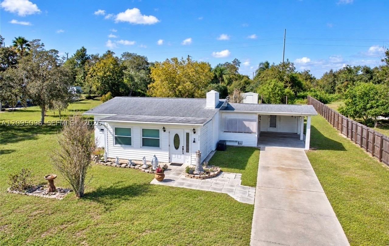 224 Flamingo St - Photo 2 of 21