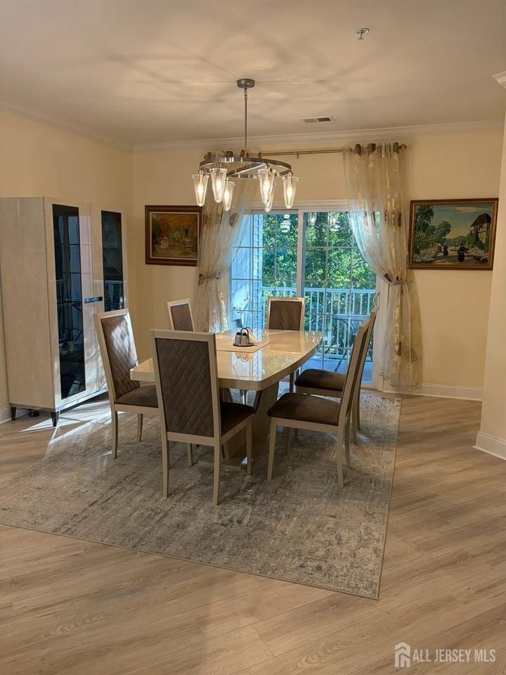 9208 Falston Cir - Photo 4 of 16