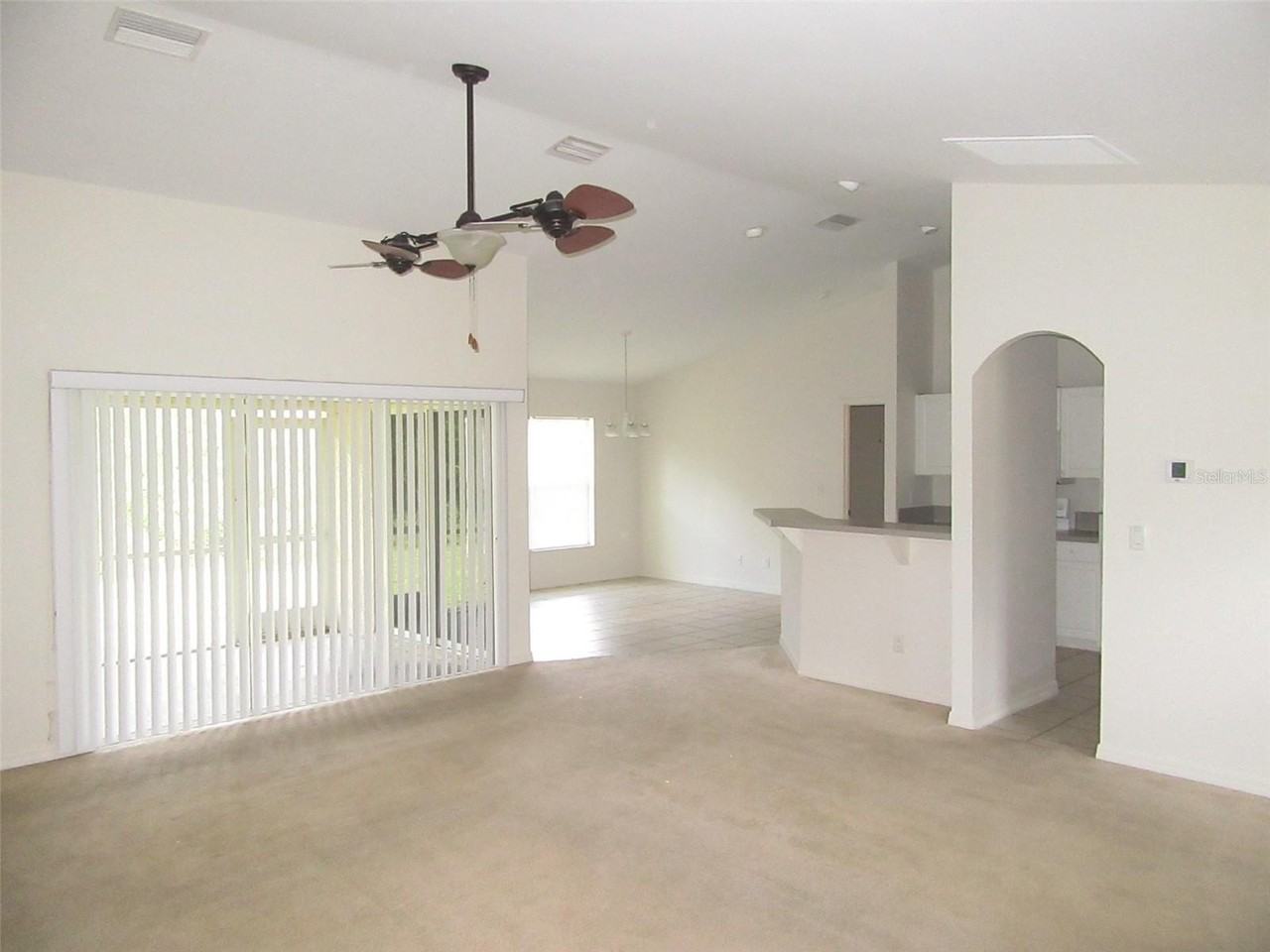 1047 Lasseter St - Photo 3 of 19