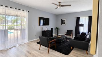featured image of Stonewood Gate Dr