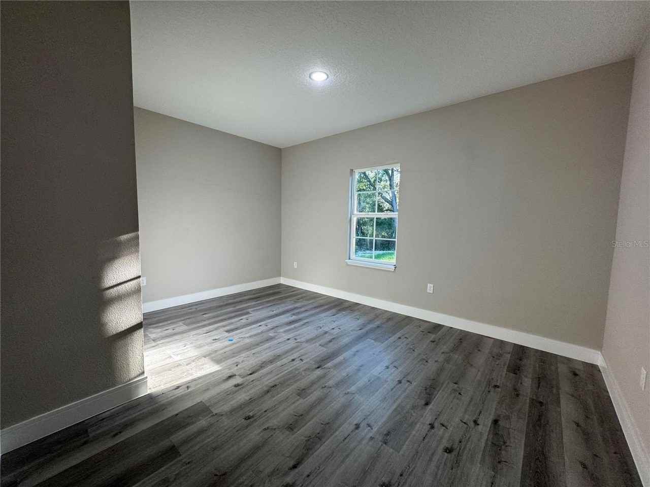 7065 N Lime Dr - Photo 4 of 11