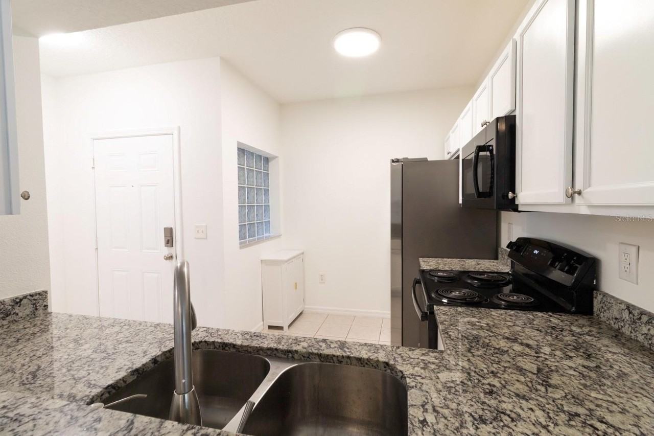 9510 Newdale Way #102 - Photo 4 of 22