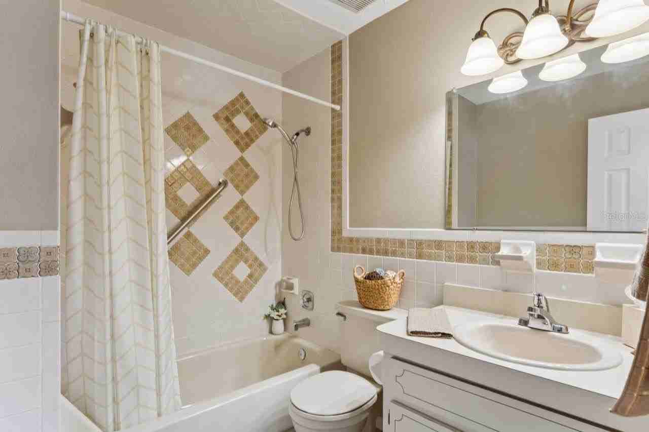 8550 Shadblow Ct Apt 6 #6 - Photo 4 of 46