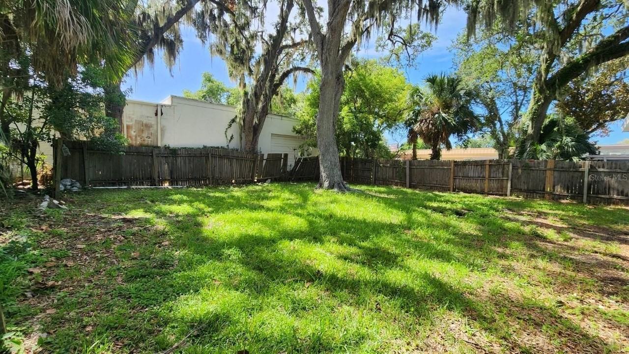 7919 Grand Blvd - Photo 2 of 25