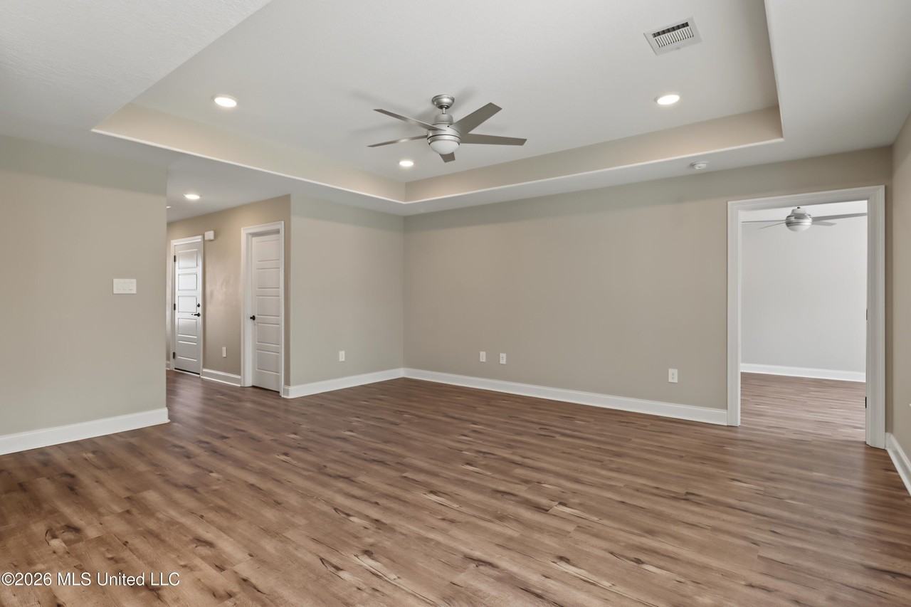 14041 Sanctuary Trails Dr - Photo 5 of 23