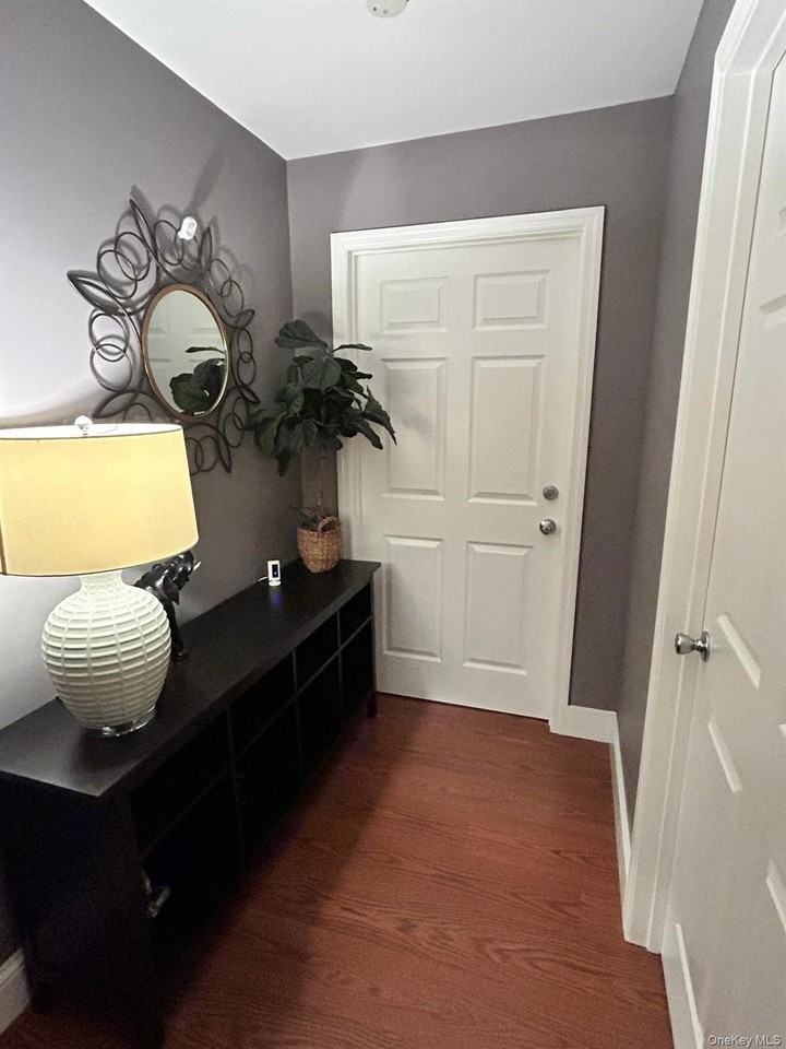 11 Saint Joseph Pl - Photo 2 of 30