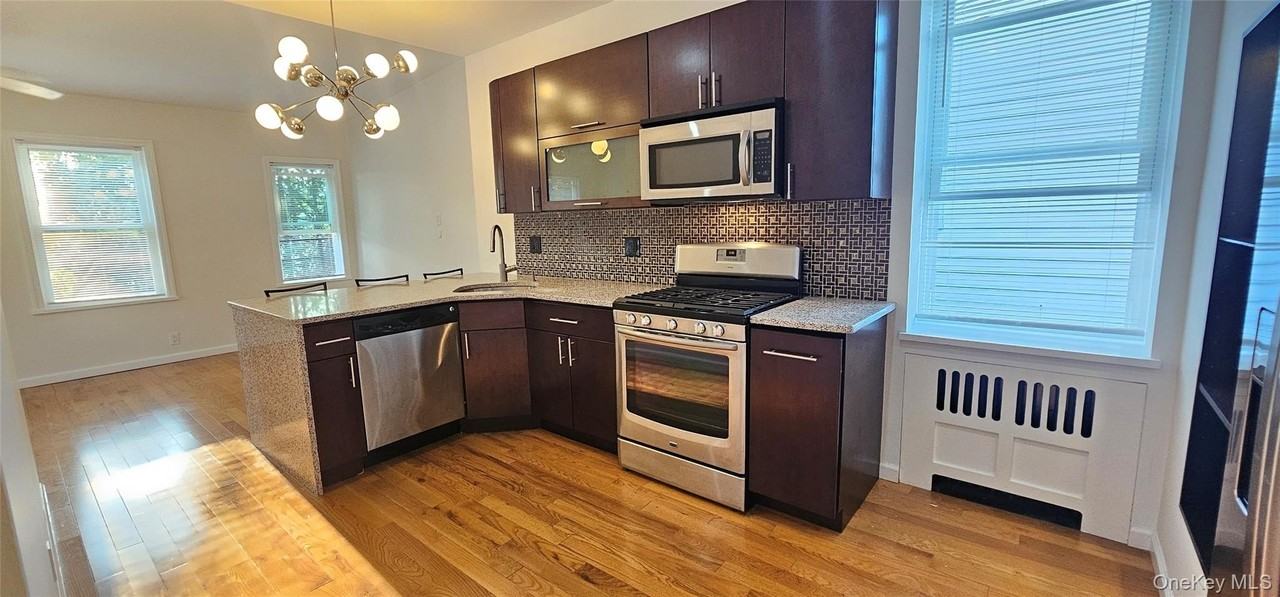 43 Mcgeory Ave #2 - Photo 2 of 11