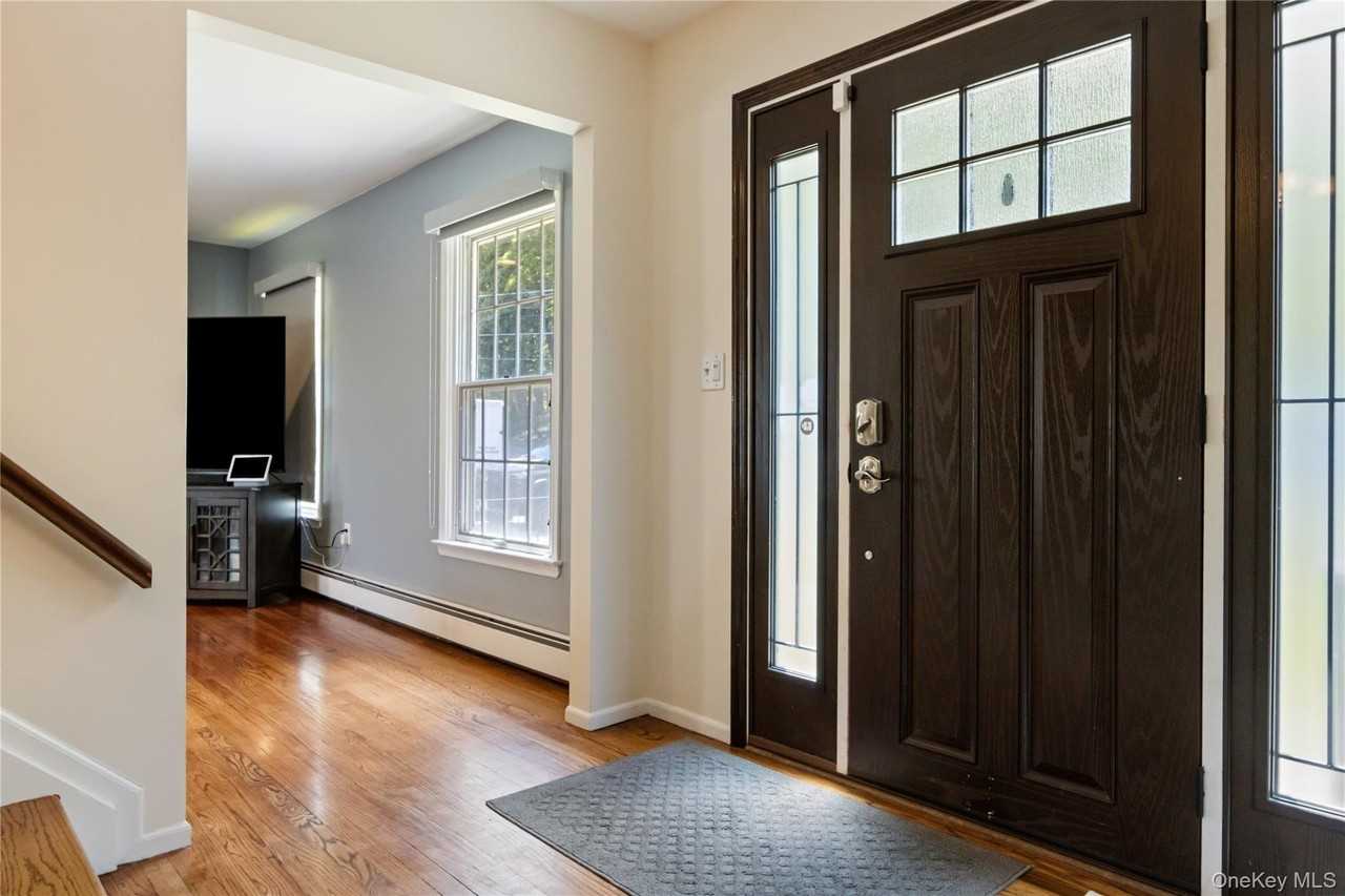 10 Sunset Hts - Photo 5 of 38