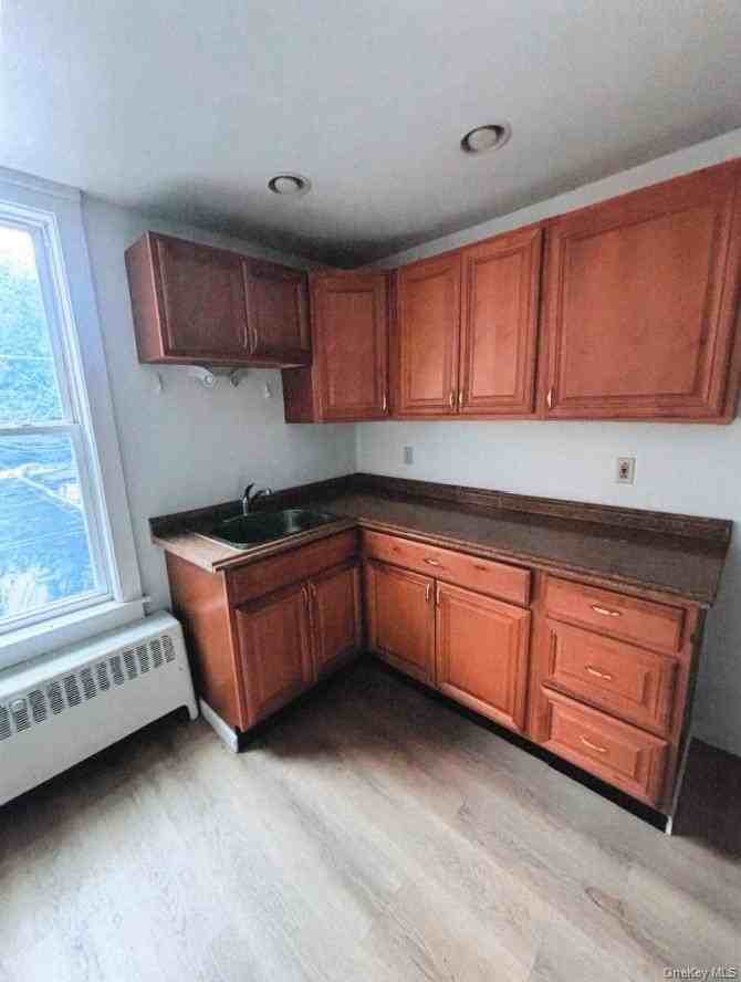 457 Main St #2 - Photo 4 of 7